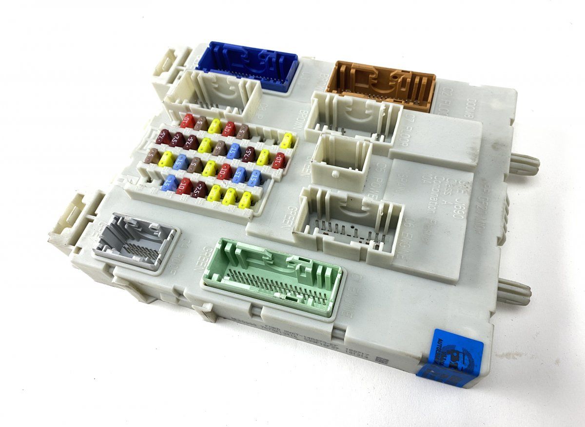 2443670 Fuse box FORD KUGA II (DM2, TF) (2012-2019)