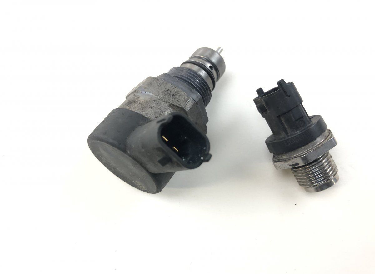 0281006209 0281002982 Fuel pressure regulator set JEEP GRAND CHEROKEE IV (WK, WK2) (2010-2021)