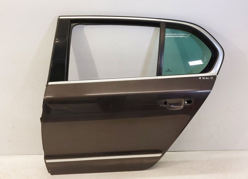 3T5833311 Door Rear  Left SKODA SUPERB II (3T4, 3T5) (2008-2015)
