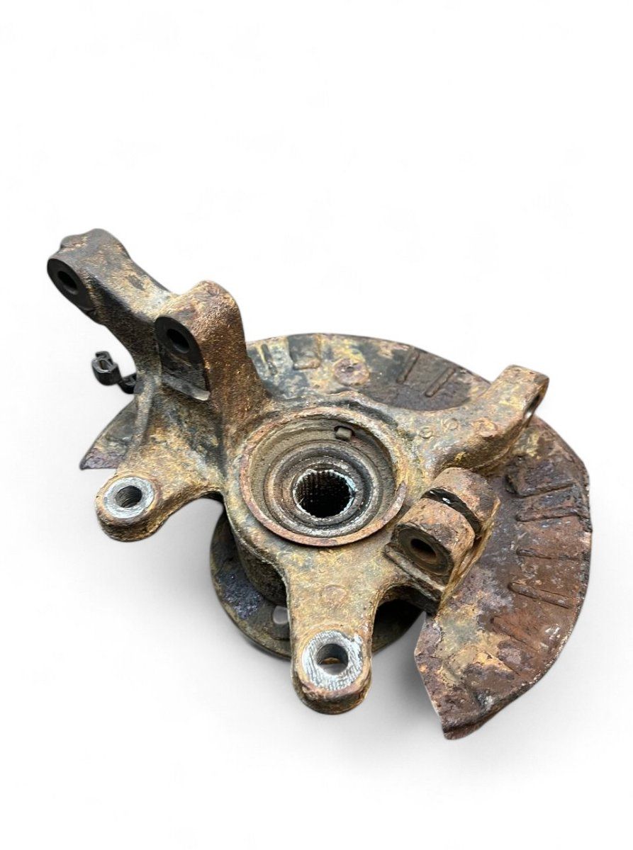 A6393301832 Wheel bearing housing front left MERCEDES-BENZ VITO / VIANO (W639) (2003-2014)