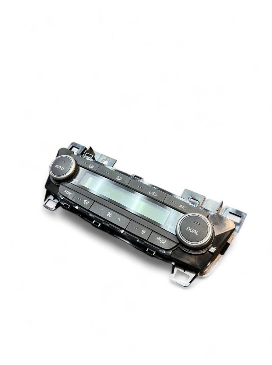 5590005610 Heater control panel TOYOTA AVENSIS (T270) (2009-2018)