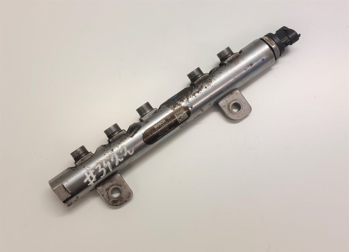 35022118G 0445216043 Fuel Distributor / fuel rail JEEP GRAND CHEROKEE IV (WK, WK2) (2010-2021)