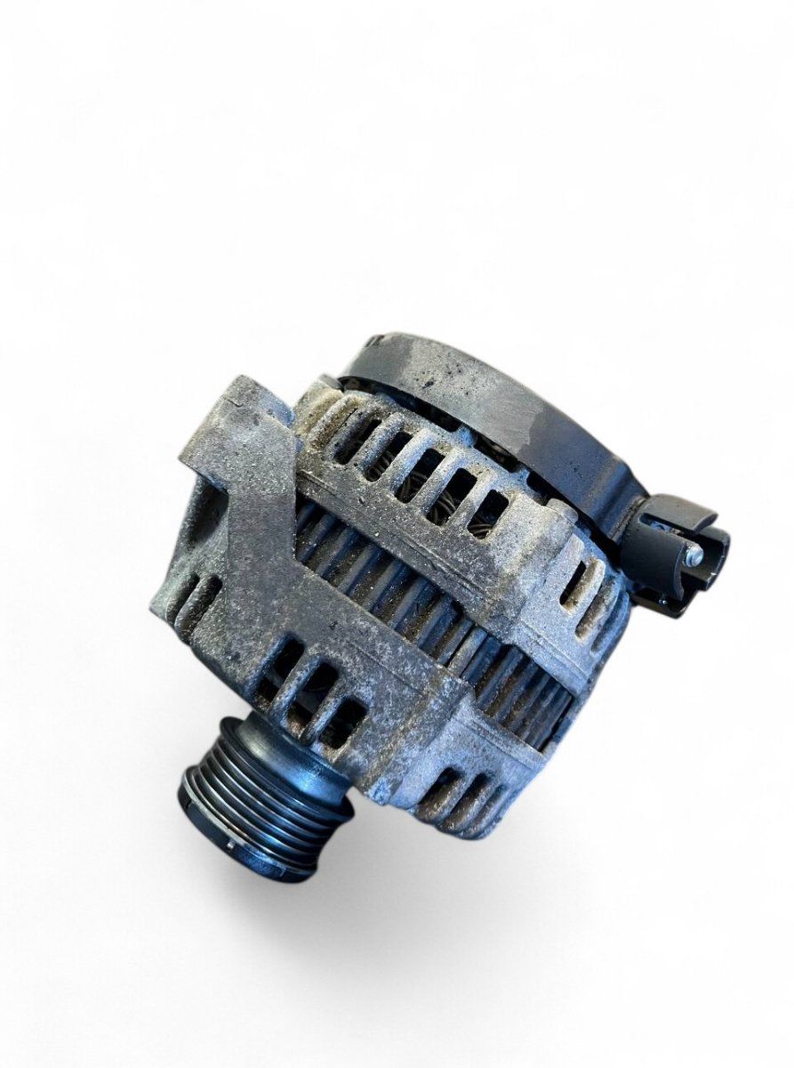 0121615005 0281016821 0121615105 0986437402 0986437455 6G9N10300HA 6G9N10300HB 1379701 1388004 1425016 595565150014 23976 150A 18557643 18577644 Alternator VOLVO V70 III (BW) (2007-2016)