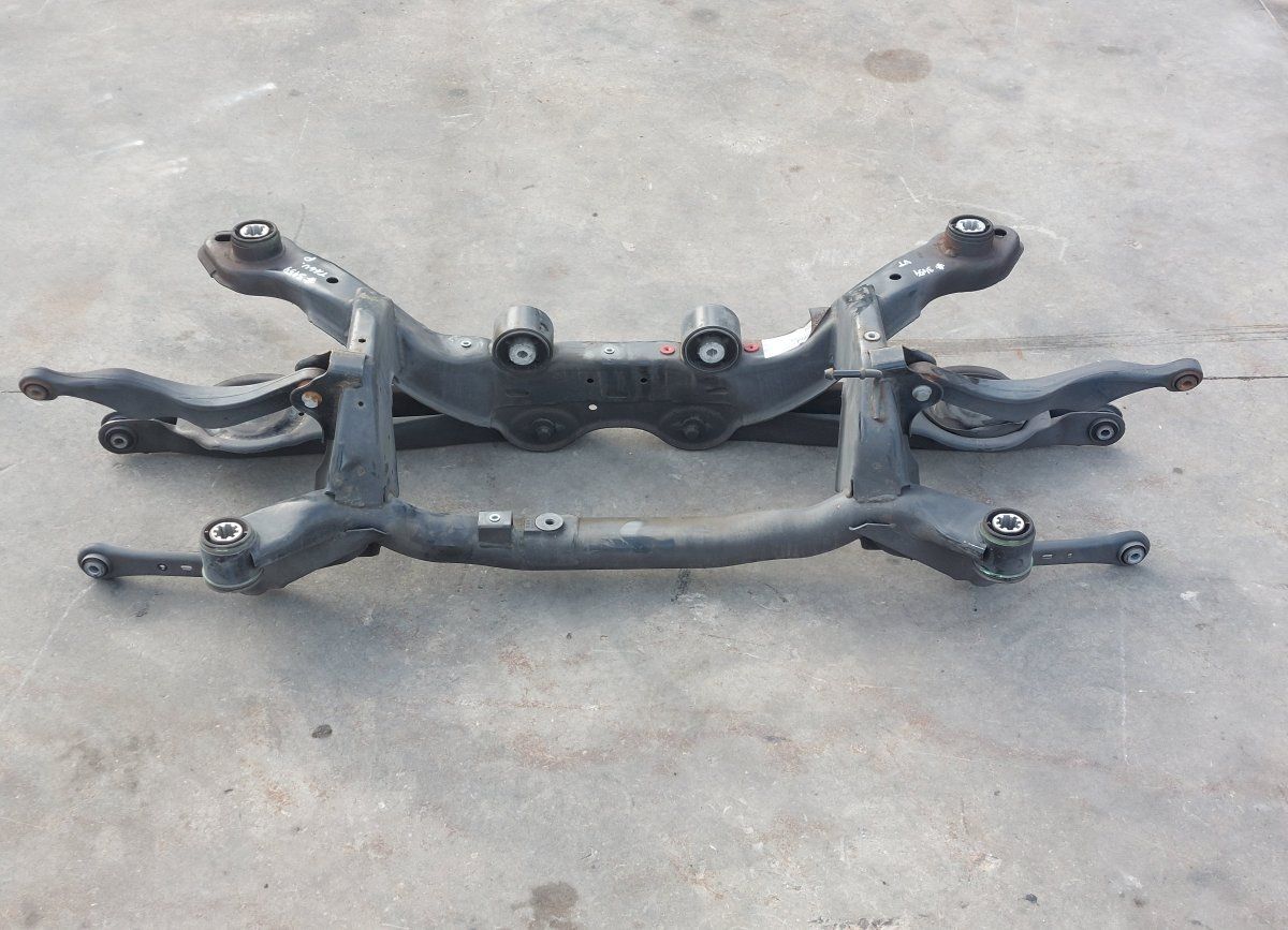 31329931 31476647 Rear axle Beam VOLVO XC60 I (2008-2017)