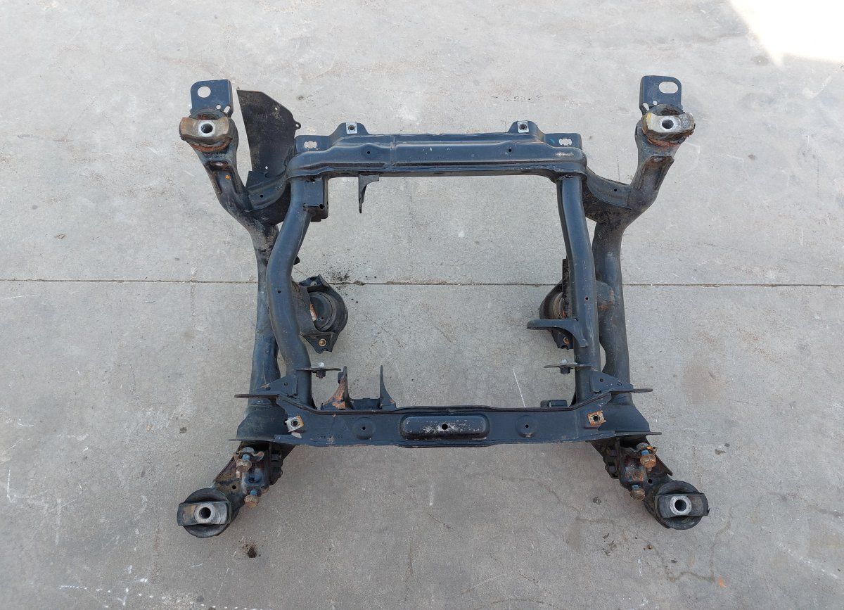A1643300058 Front Axle Beam MERCEDES-BENZ ML-CLASS (W164) (2005-2011)