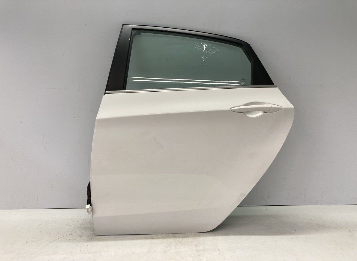 770032R010 Door Rear  Left HYUNDAI i30 II (GD) (2011-2017)
