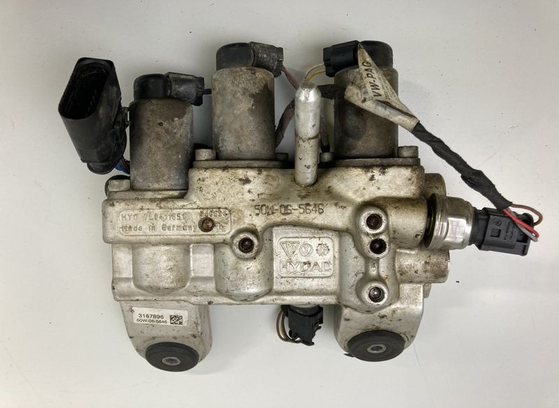 7L0411851 50W065646 7L0971214 Air Suspension Compressor PORSCHE CAYENNE I (2002-2010)