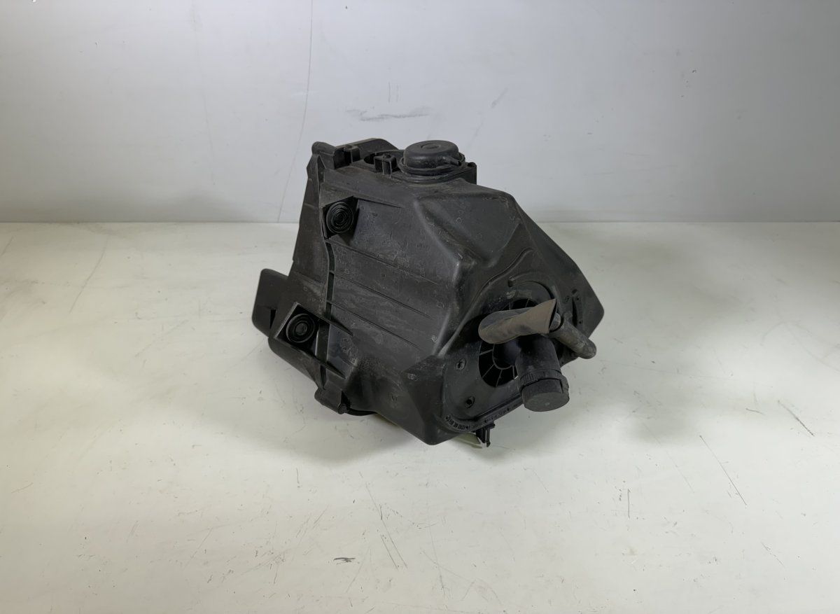 07L133837A Air Cleaner (filter box) AUDI A8 (4E) (2002-2010)