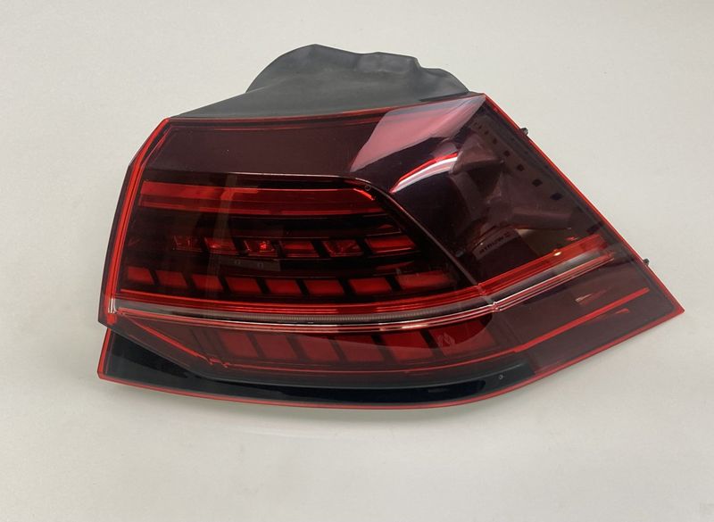 5G0945208G 81620201 Tail light, right VW GOLF VII (5G1, BA5, BV5, BQ1, BE) (2012-2020)