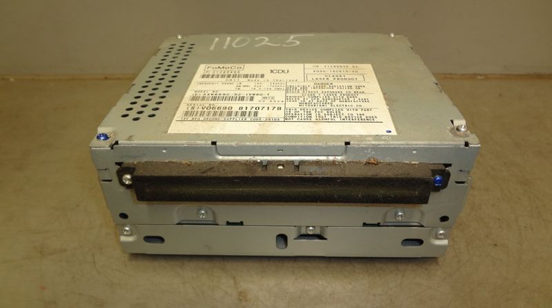 8G9N-18C815-AC 8G9N18C815AC Radio VOLVO V70 III (BW) (2007-2016)