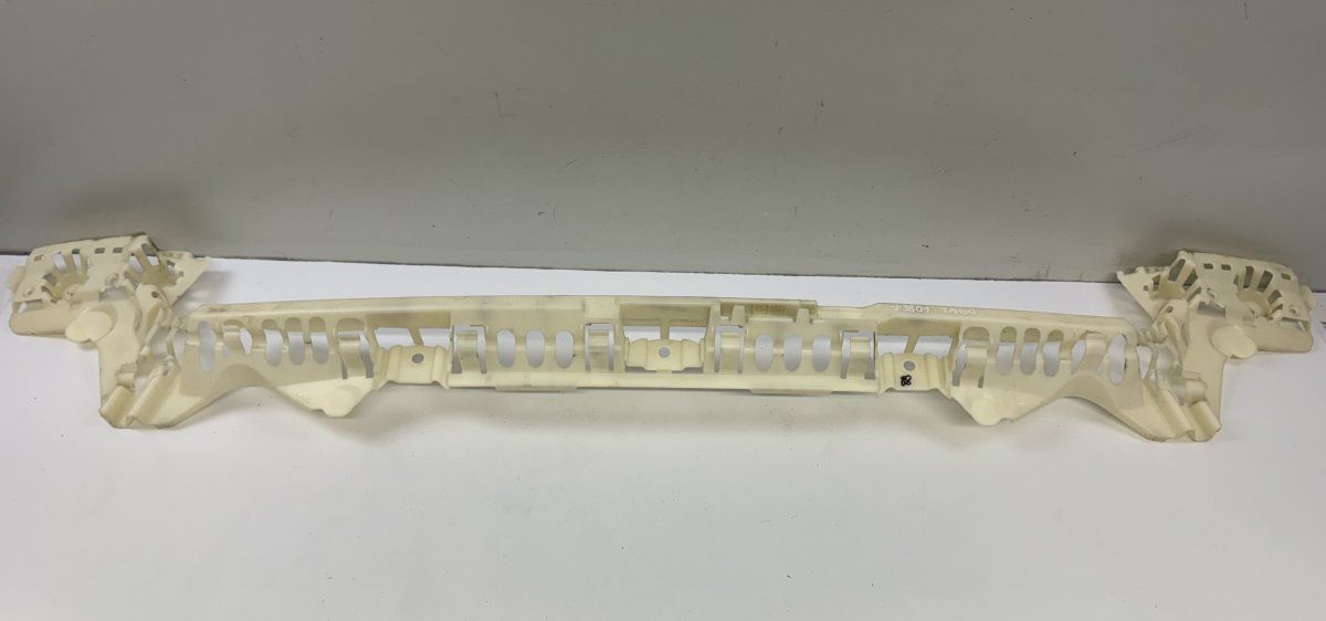 8055978 Rear bumper bracket, central BMW 3 (F30, F31, F34, F80) (2011-2019)