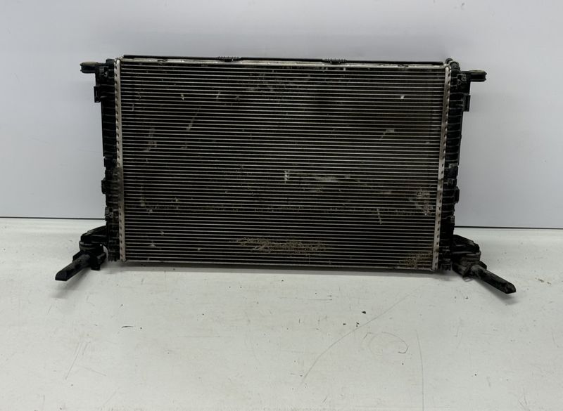 8W0121251AK 8W0121207 8W0959455 Radiator AUDI A5 (F53, F57, F5A) (2016-)