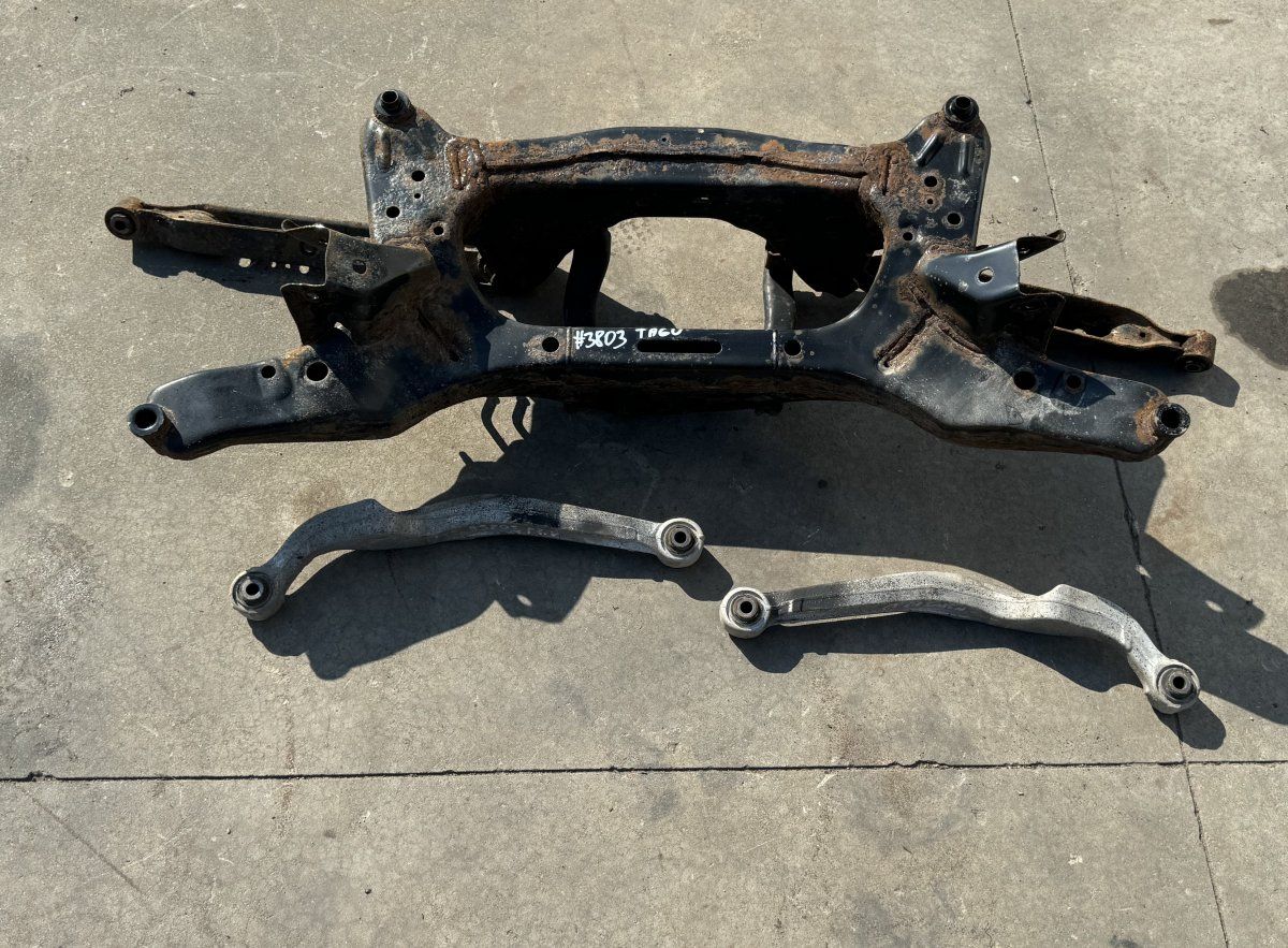 554011YA0B 55120JD00B 55121JD00B 55110JG00B 55111JG00B Rear axle Beam NISSAN X-TRAIL III (T32) (2013-2022)