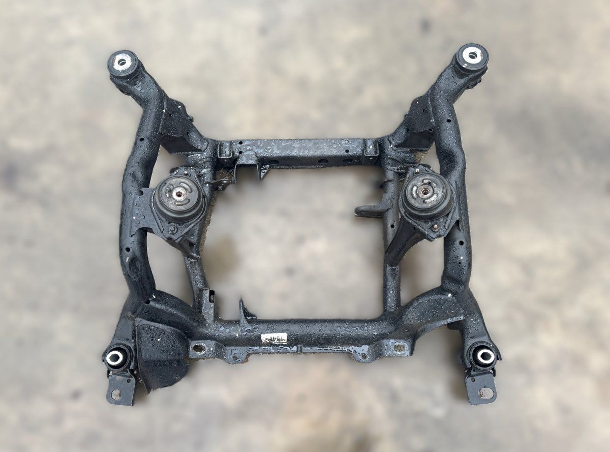 A1643300058 Front Axle Beam MERCEDES-BENZ ML-CLASS (W164) (2005-2011)