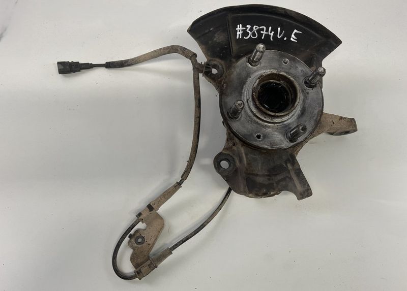 51715C8000 Wheel bearing housing front left HYUNDAI i20 II (GB) (2014-2020)