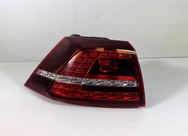 5G0945207 Tail light left VW GOLF VII (5G1, BA5, BV5, BQ1, BE) (2012-2020)