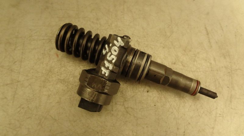 0414720007 Fuel Injector VW PASSAT B5 (3B2) (1996-2000)