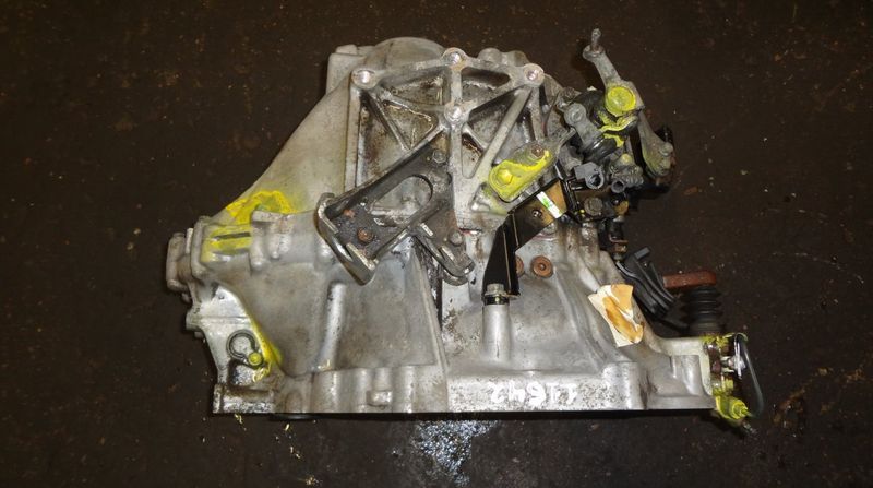 Gearbox TOYOTA AVENSIS (T270) (2009-2018)