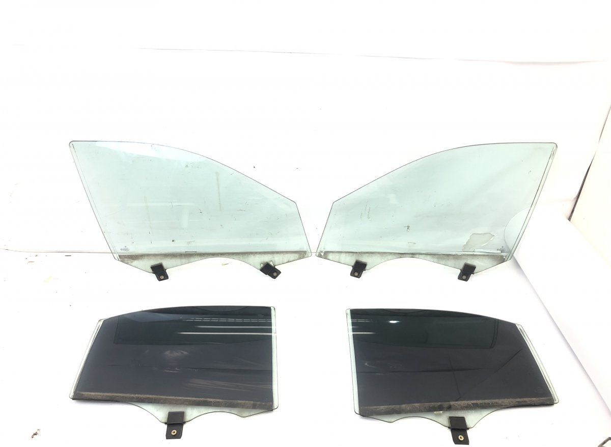 A2207200318 A2207200418 Door window glass front left MERCEDES-BENZ S-CLASS (W220) (1998-2005)