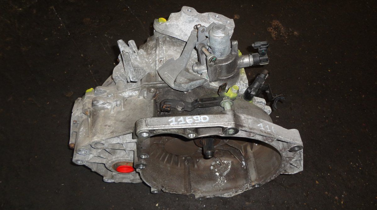 F40 Gearbox OPEL ASTRA J (P10) (2009-2015)