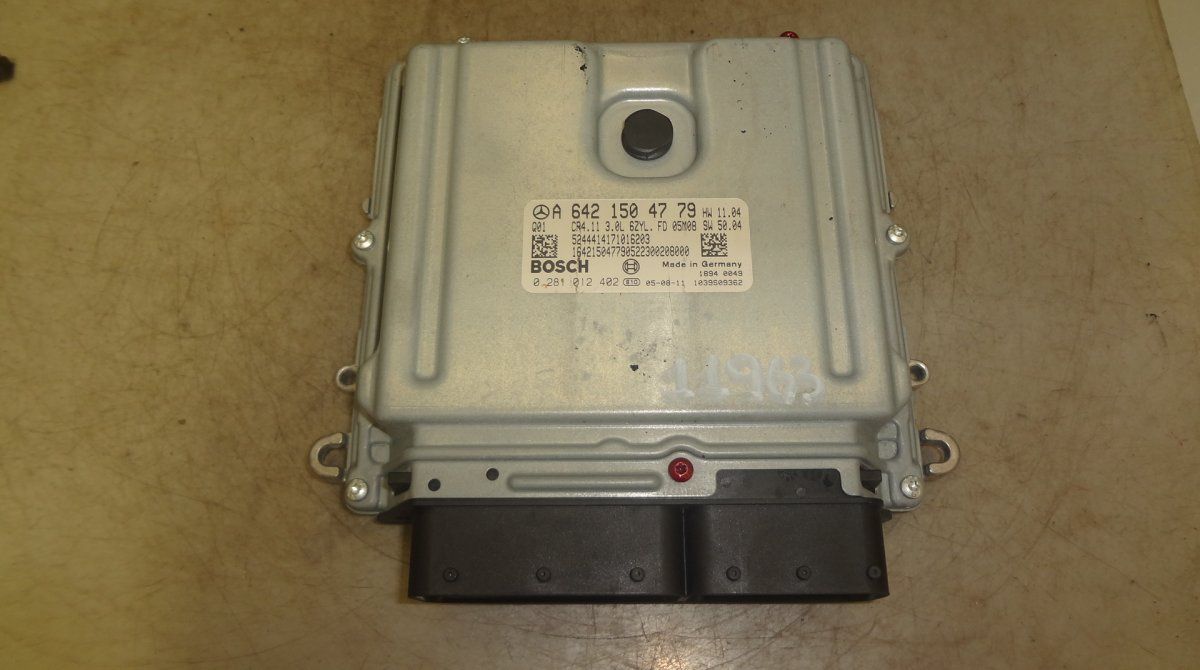 0281012402 Engine Control Unit / module (ECU) MERCEDES-BENZ E-CLASS (W211) (2002-2009)