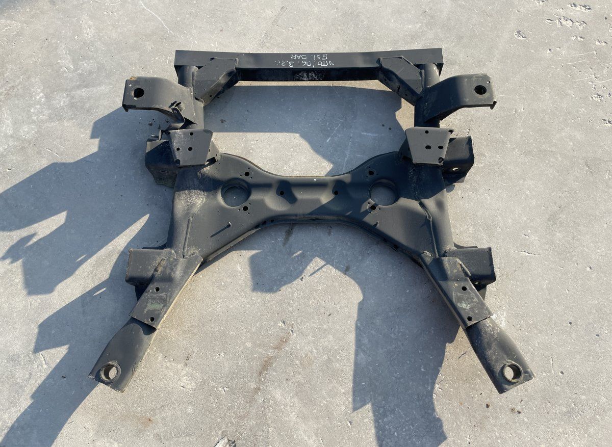 6393301806 Front Axle Beam MERCEDES-BENZ VITO / VIANO (W639) (2003-2014)