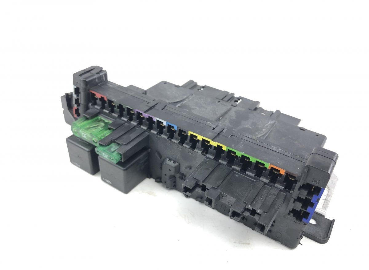 05045139 05045135 05045131 Fuse box MERCEDES-BENZ SL-CLASS (R230) (2001-2012)