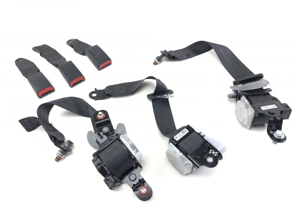 898102P110VA Seat Belt Set KIA SORENTO II (XM) (2009-2015)