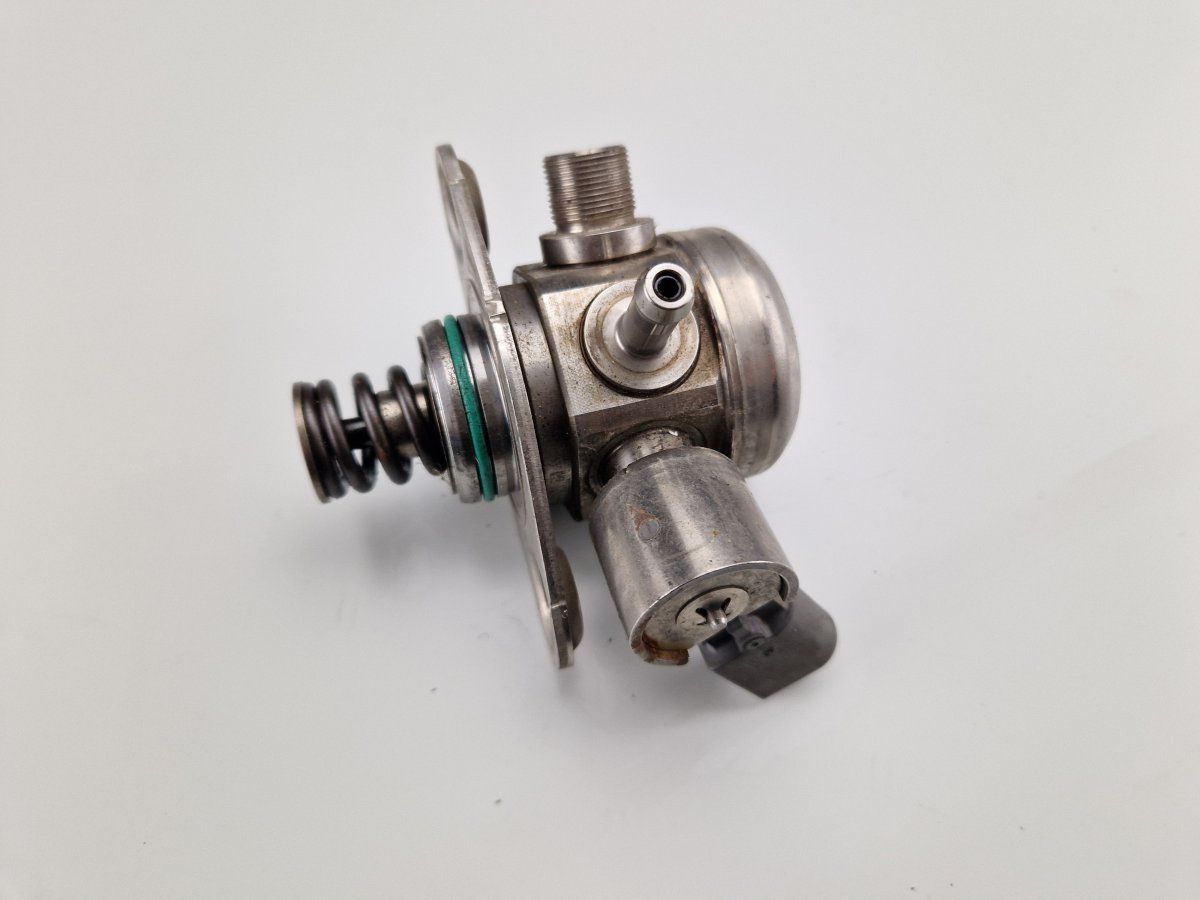 0261520212 High pressure pump, petrol MERCEDES-BENZ B-CLASS (W246, W242) (2011-2018)