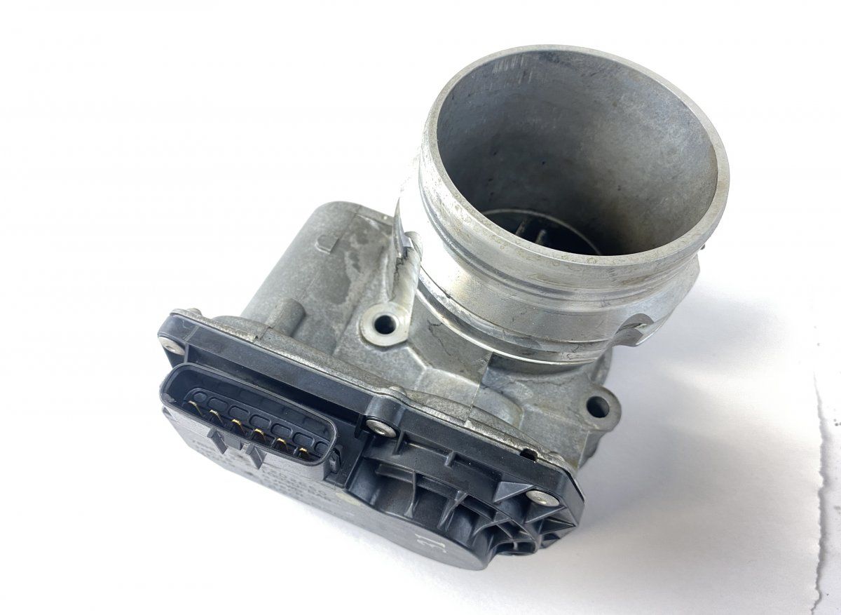 31293930 Throttle body VOLVO V60 II / S60 III (224, 225, 227) (2018-)