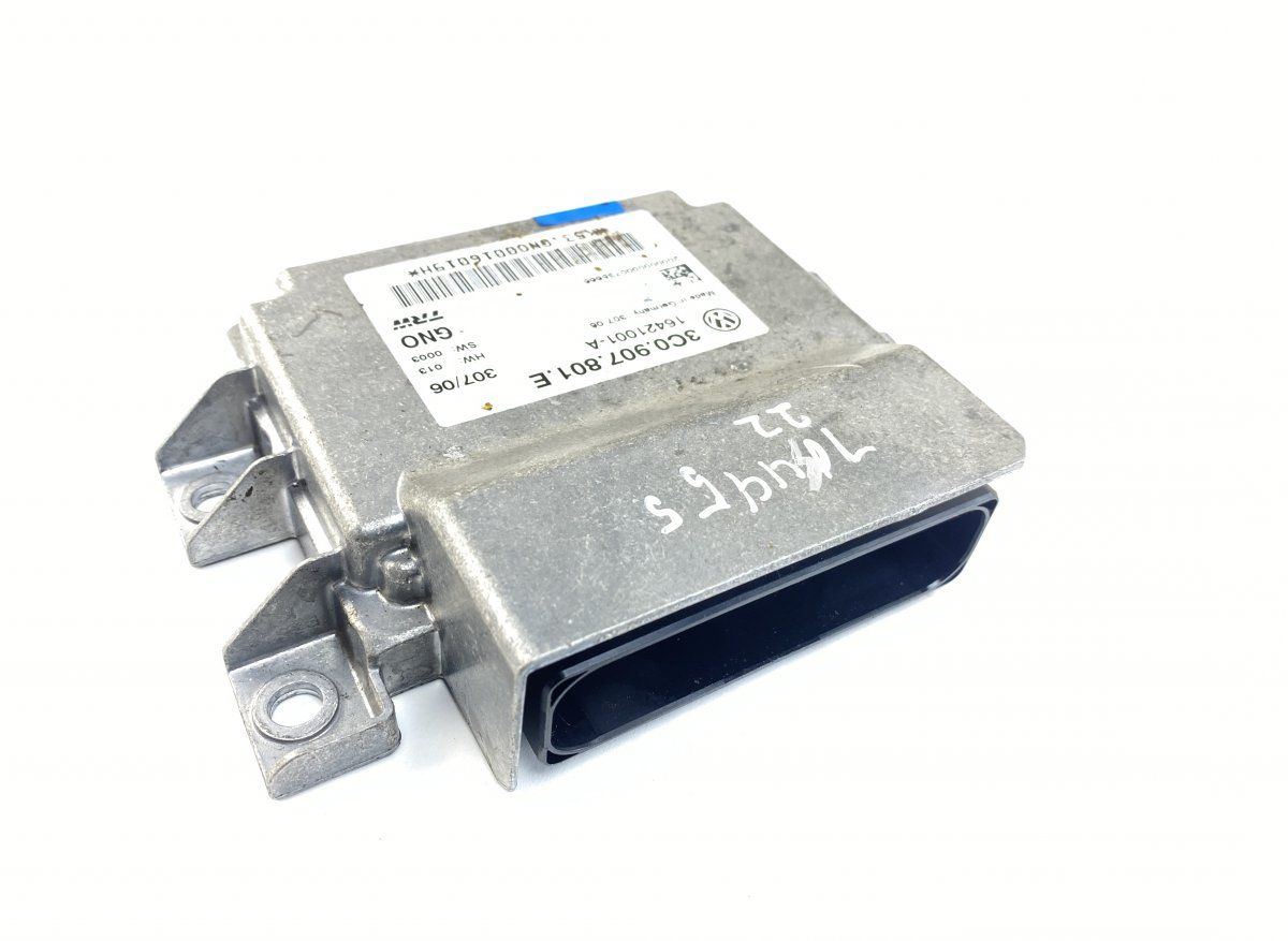 16421001A 15658301B 15472601D 16421001-A 15658301-B 15472601-D Parking brake control unit VW PASSAT B6 (3C) (2005-2010)