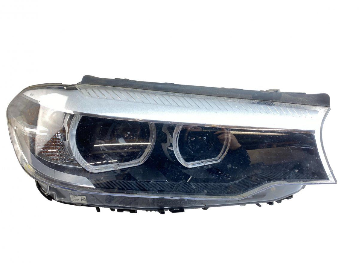 63117214954 Headlight right BMW 5 (G30, G31) (2016-2024)