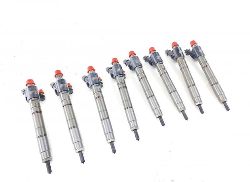0445116068 0445116069 0445116074 0445116037 Fuel injector set LAND ROVER RANGE ROVER IV (LG/L405) (2012-2021)