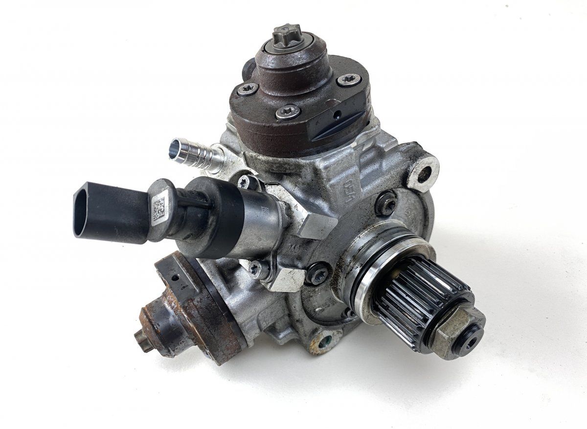 0445010677 0445010642 0986437435 0445010658 0445010632 Fuel injection pump, diesel AUDI A5 (B8) (2007-2016)