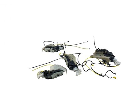 A2207205735 A2207206035 A2207306335 A2207306435 Set of door locks (latches) MERCEDES-BENZ S-CLASS (W220) (1998-2005)