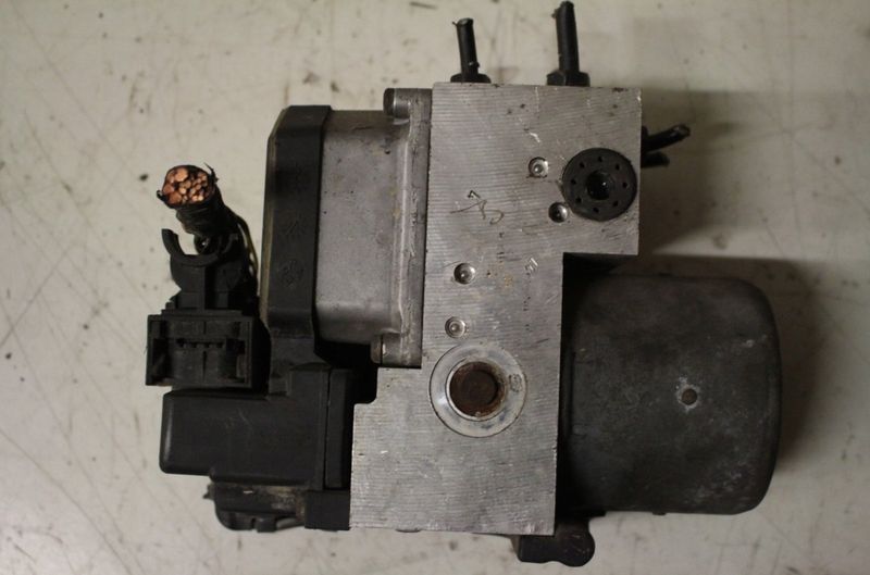 0273004286 ABS hydraulic unit / pump AUDI A6 / A6 ALLROAD (C5) (1997-2005)