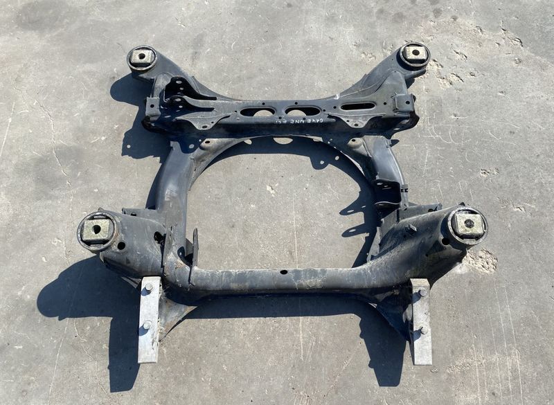 95534103019 95534103020 95534103021 Front Axle Beam PORSCHE CAYENNE I (2002-2010)