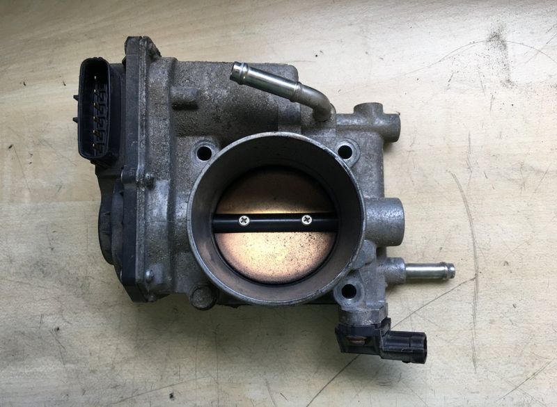 Throttle body SUBARU FORESTER (SG) (2002-2008)