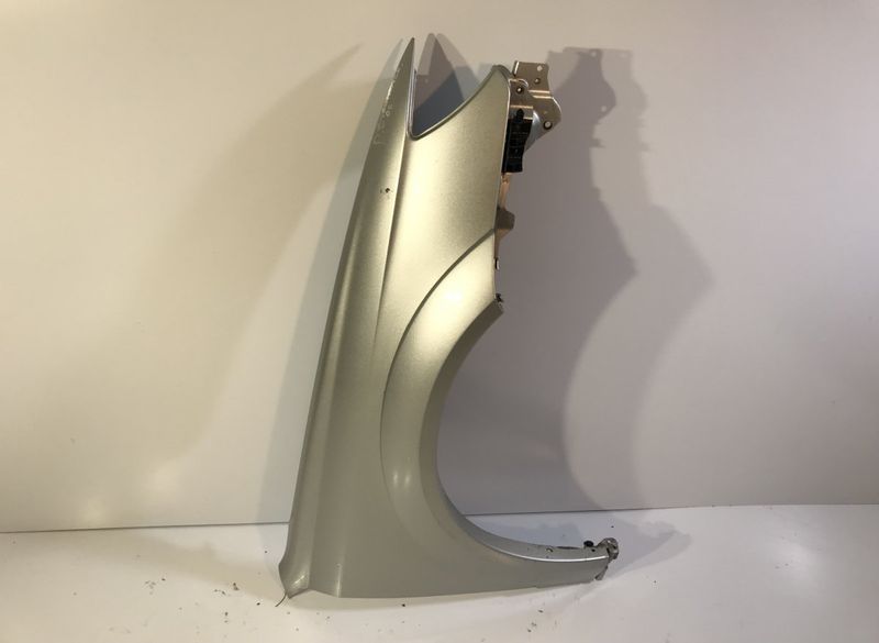Fender Front Right SUBARU LEGACY IV / Outback (2003-2009)