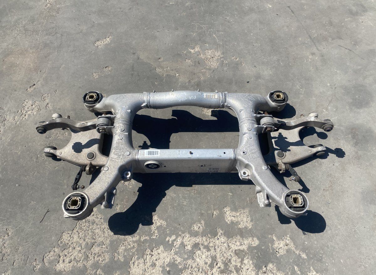 6775880 6775888 Rear axle Beam BMW 7 (F01, F02) (2008-2016)