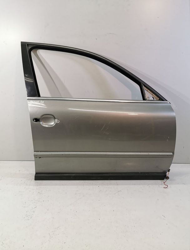 Door Front Right VW PASSAT B5 (3B3) (2000-2005)