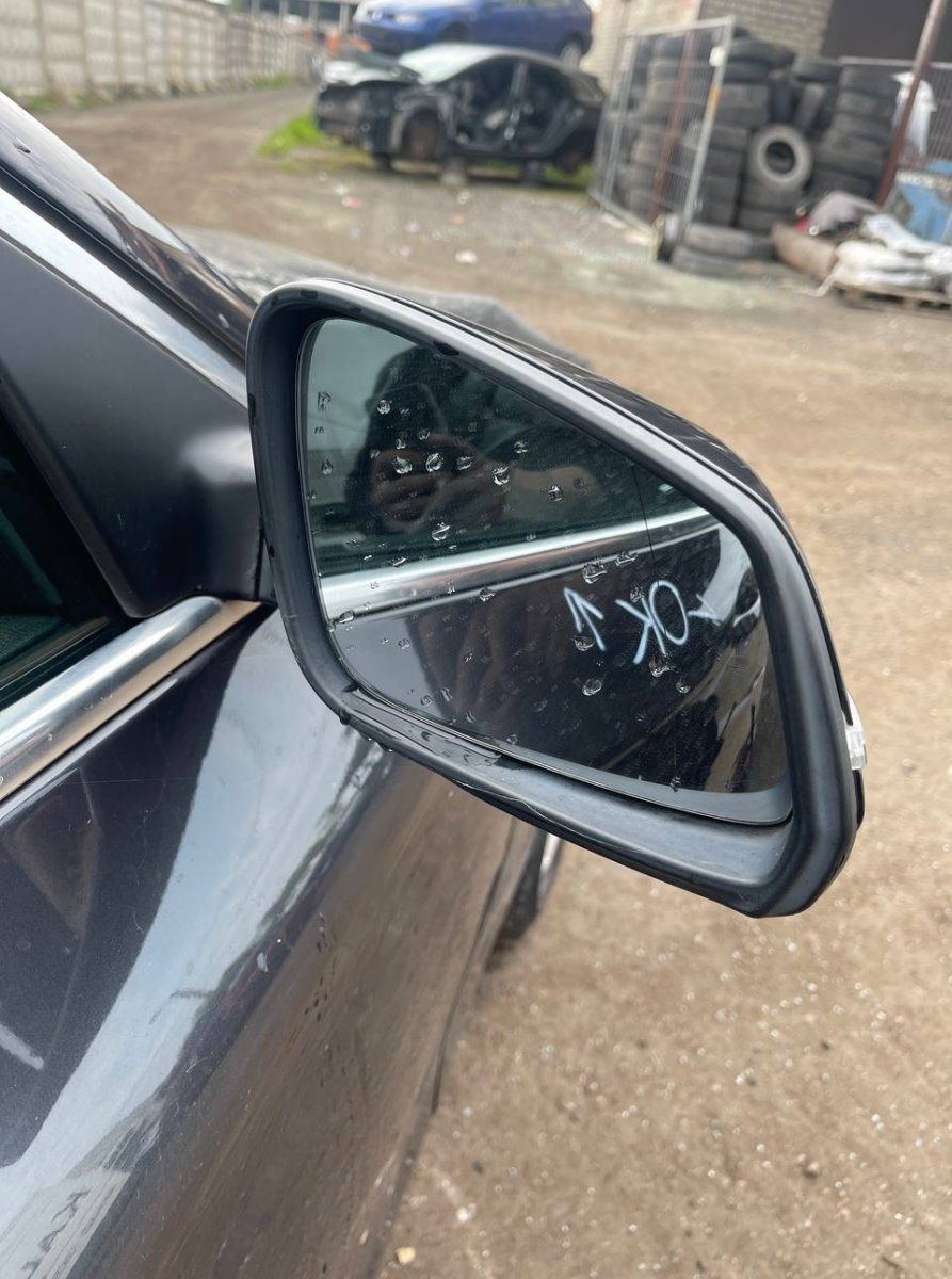 Mirror right BMW 5 (F10, F11) (2010-2017)
