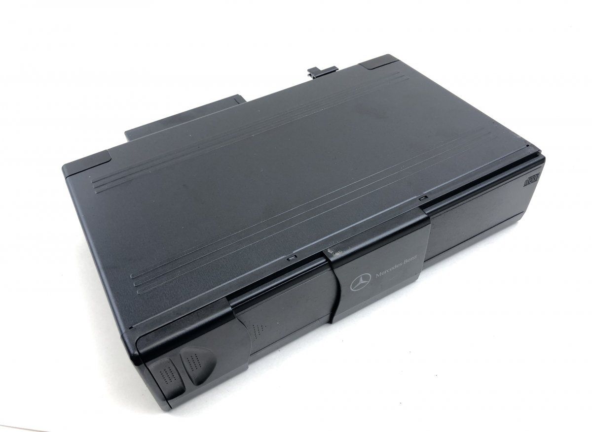 A2038209089 CD  Changer MERCEDES-BENZ SL-CLASS (R230) (2001-2012)