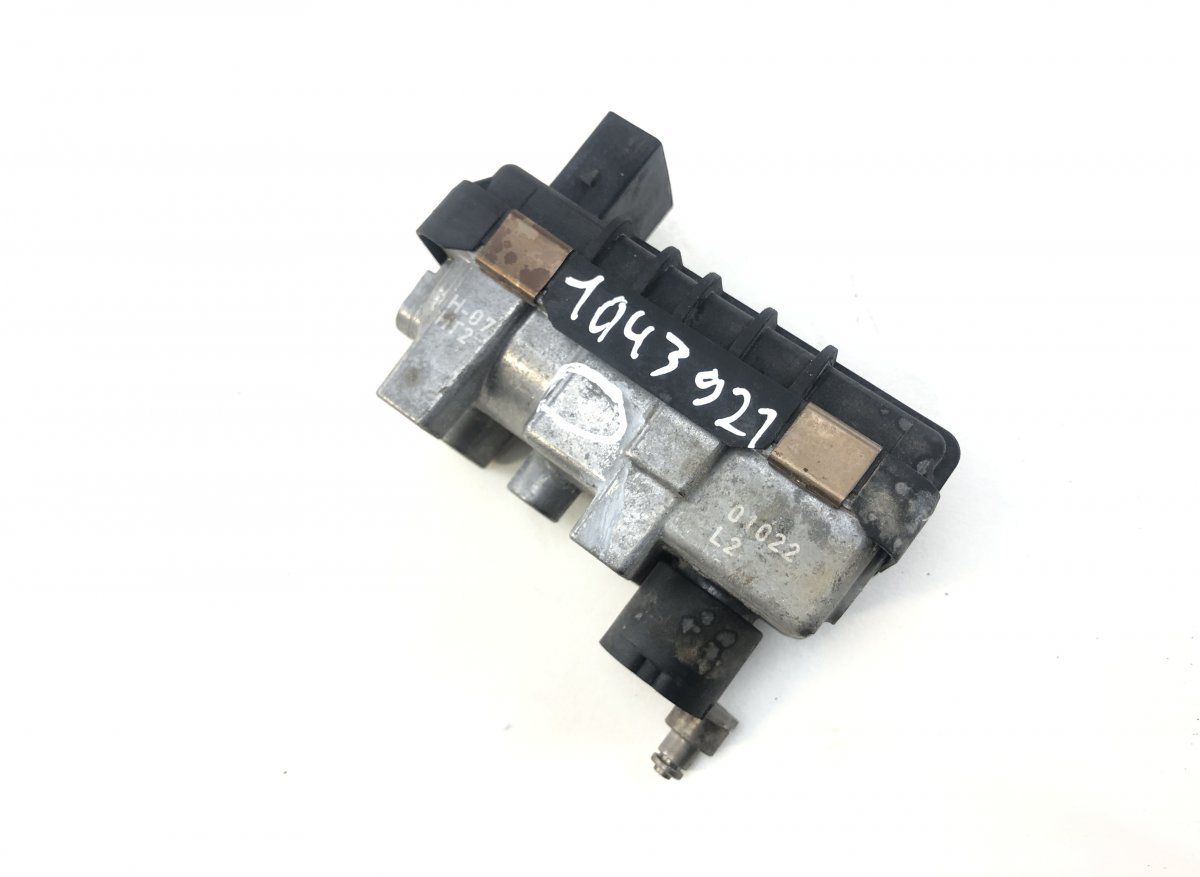 6NW009543 Turbocharger control valve / actuator JEEP GRAND CHEROKEE IV (WK, WK2) (2010-2021)