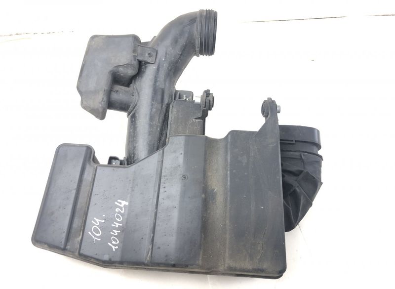 28220A5800 Air intake resonator box KIA CEE&#39;D II (JD) (2012-2018)