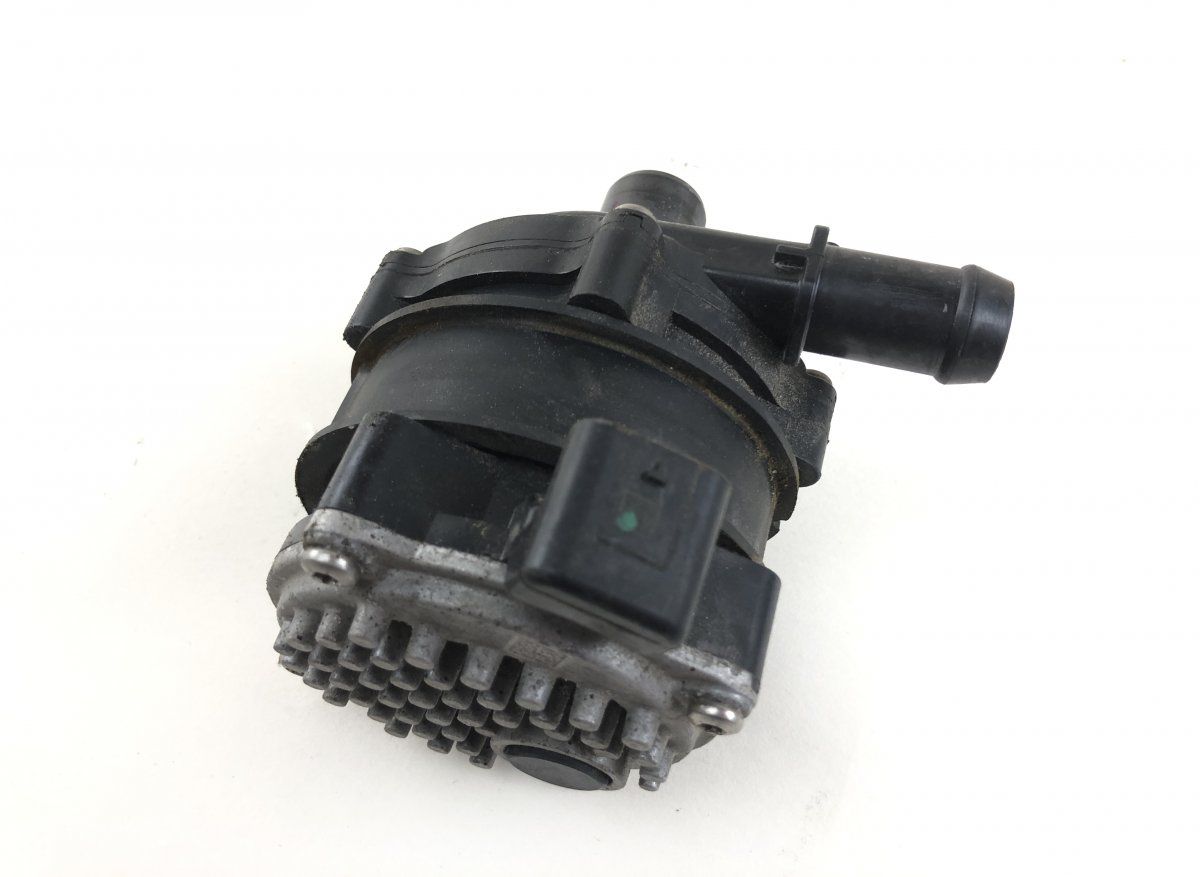 32222737 Water Pump VOLVO XC40 / EX40 / EC40 (536, 539) (2017-)