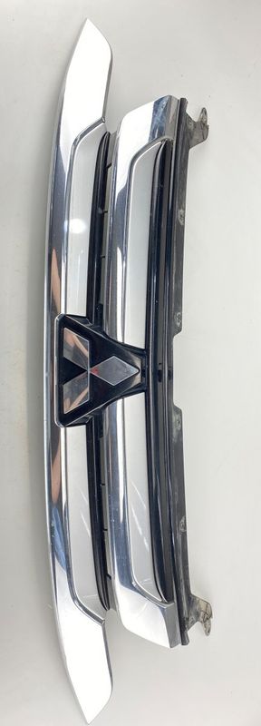 Radiator Grille MITSUBISHI OUTLANDER III (GG, GF, ZJ, ZK, ZL) (2012-2021)