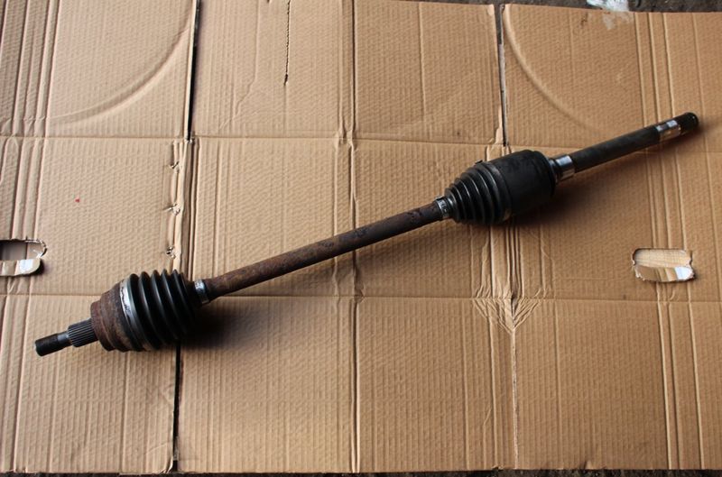 Drive Shaft Front Right                                    MERCEDES-BENZ ML-CLASS (W164) (2005-2011)