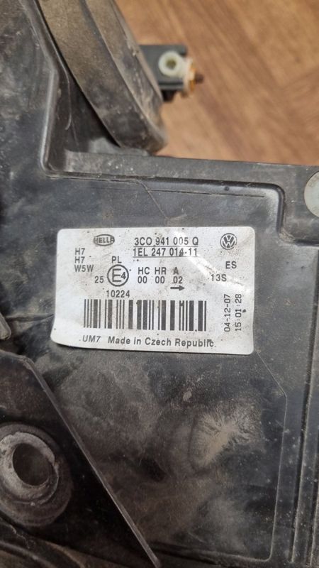 3C0941005Q Headlight left VW PASSAT B6 (3C) (2005-2010)