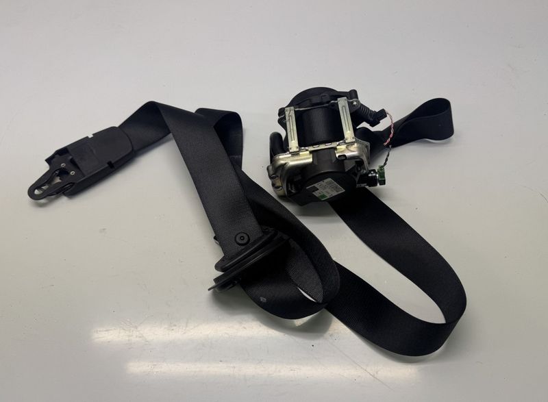 72117313304 626741500 7313304 Seat Belt Front Right BMW 2 Active Tourer (F45, F46) (2013-2021)